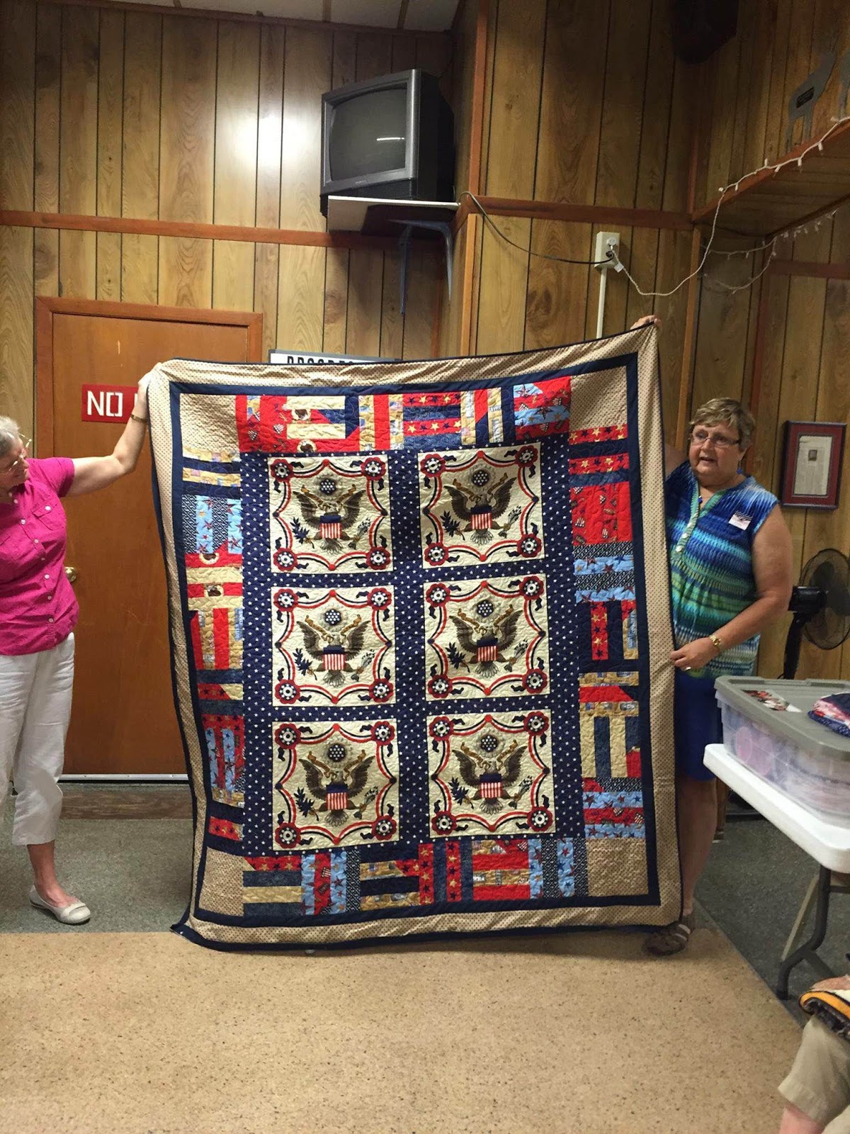 Alycia Quilts Quiltygirl Quilts of Valor 2015 and the Fremont Quilters
