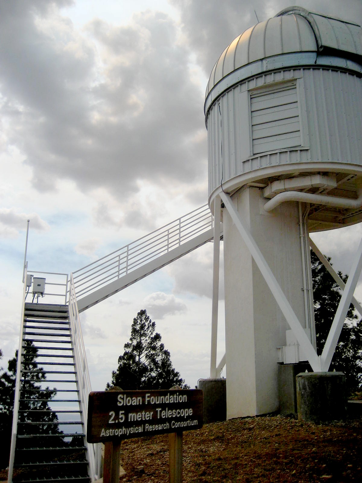Living Rootless Apache Point Observatory, Sacramento Mountains, New Mexico