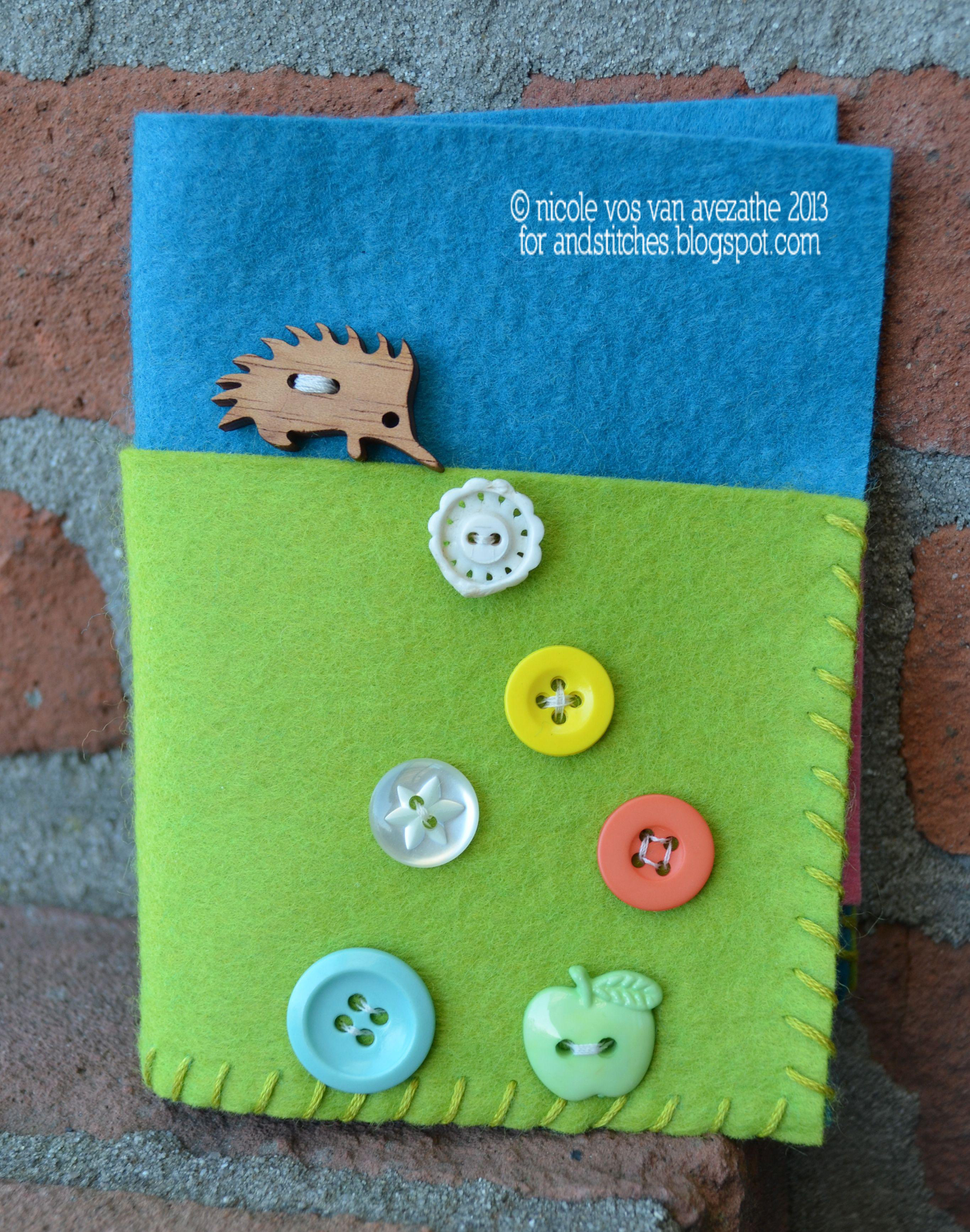 &Stitches My embroidery tools and how to sew a super easy Needle book