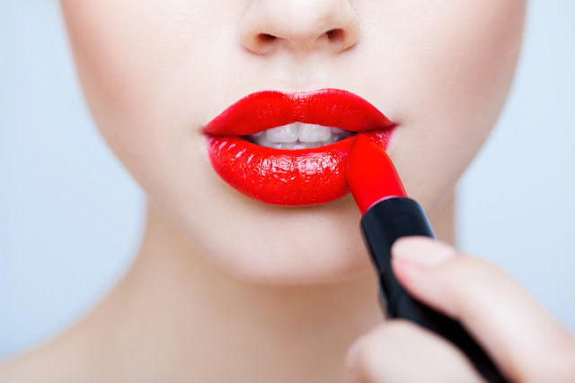 The Right Makeup With Red Lipstick And Rules For The Selection Of Lipstick