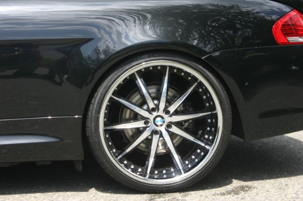 black_bmw_6-series_series_6_650_wheels_forged_luxury_hatch_3_multi_pieces_moz_wheels_rims.jpeg