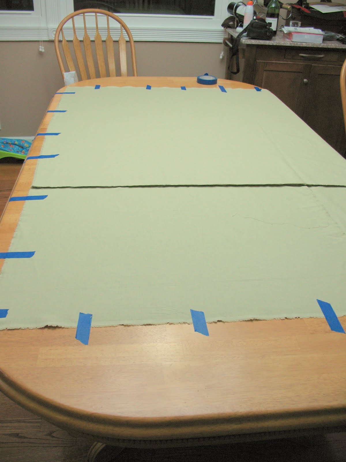 Quilt Girl Designs Tutorial How to Pin Baste a Quilt That Is Bigger