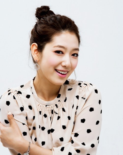 Park Shin Hye gets hospitalized after car accident | kpopunli