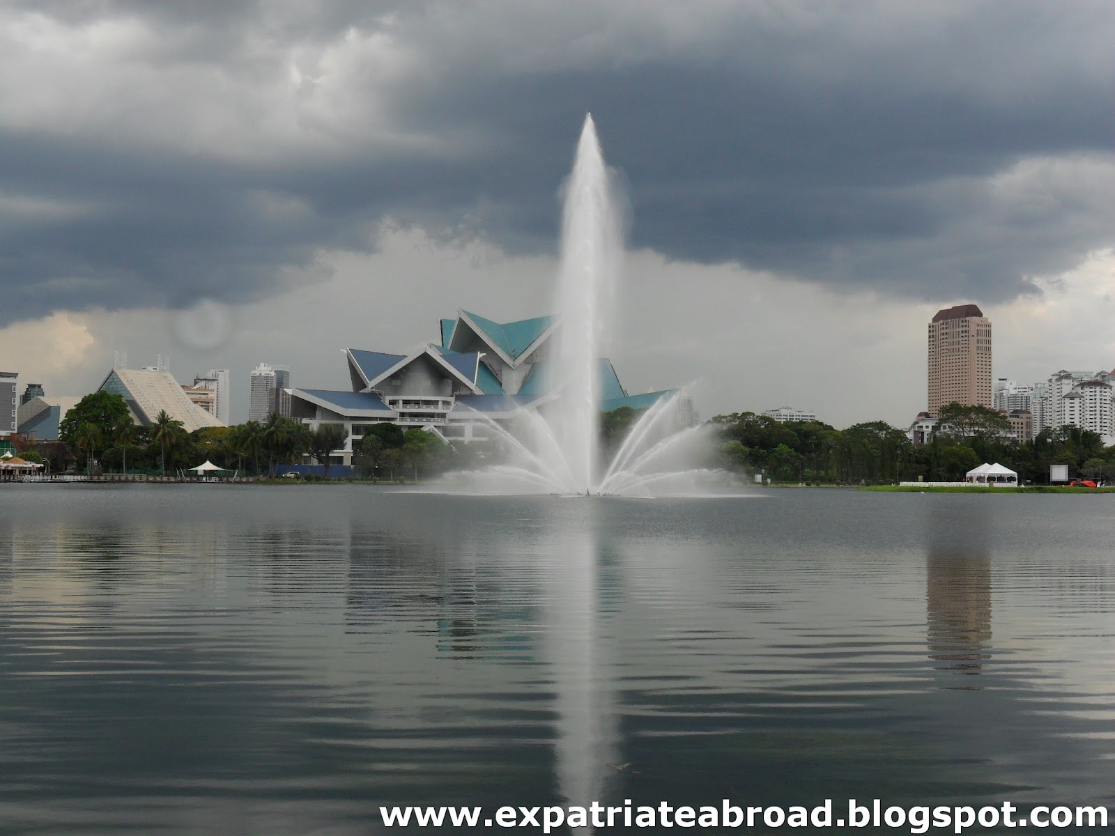 Expat Abroad Lake Titiwangsa Kuala Lumpur Great Picnic spot!
