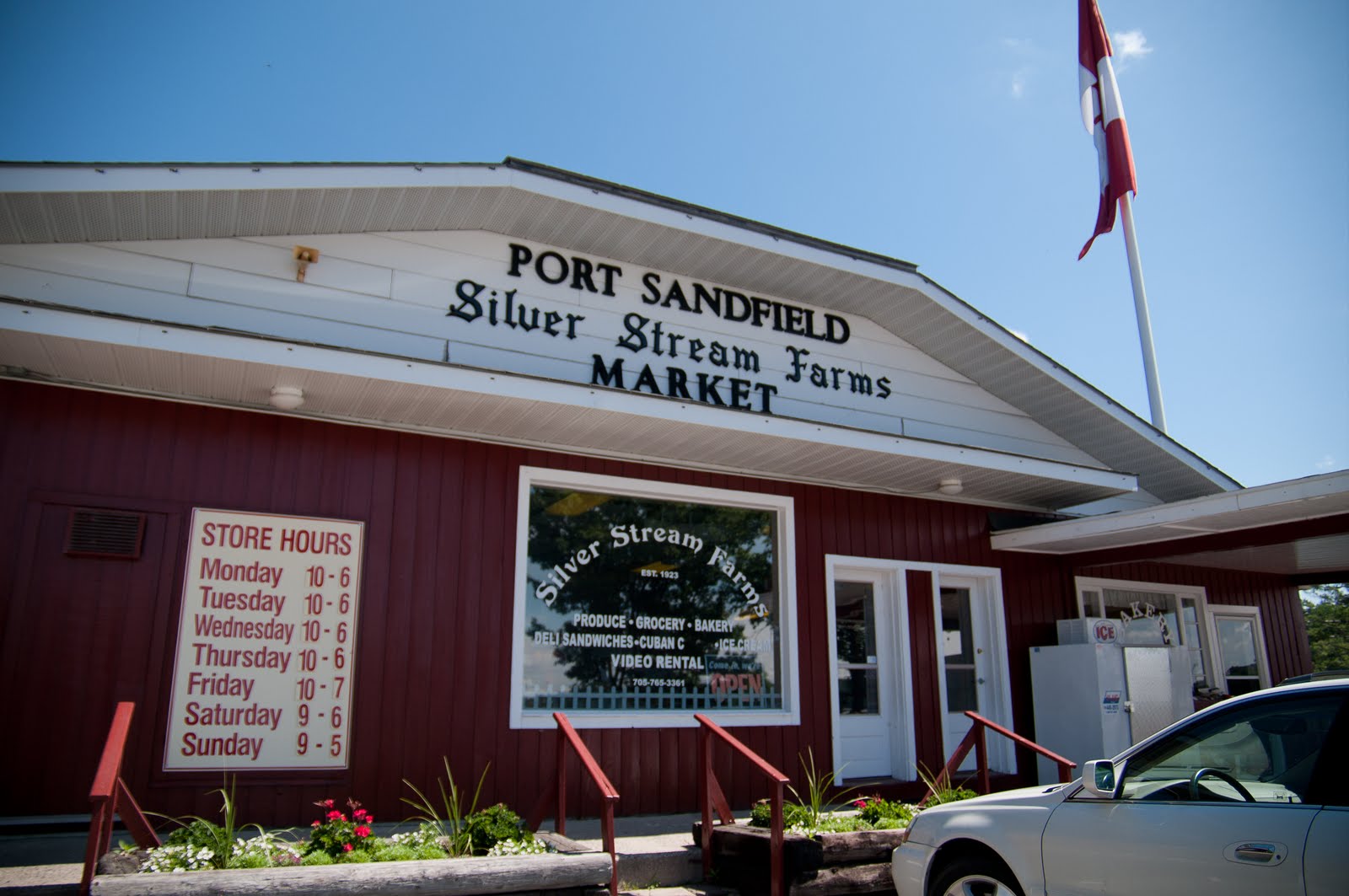 SAVOUR Muskoka Silver Stream Farms Market
