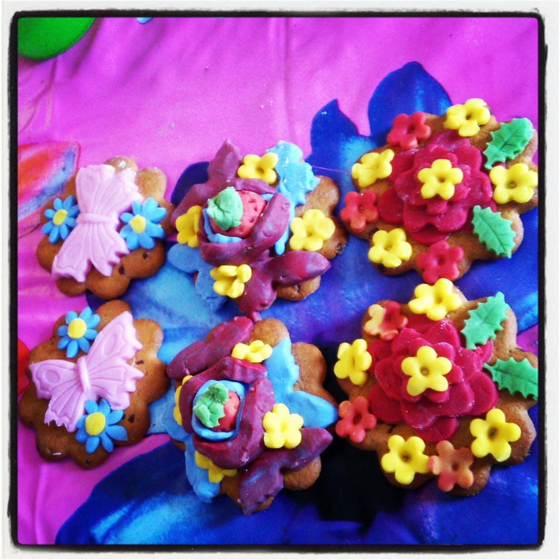 Sainsbury's Ready To Roll Icing Review Utterly Scrummy Food For Families