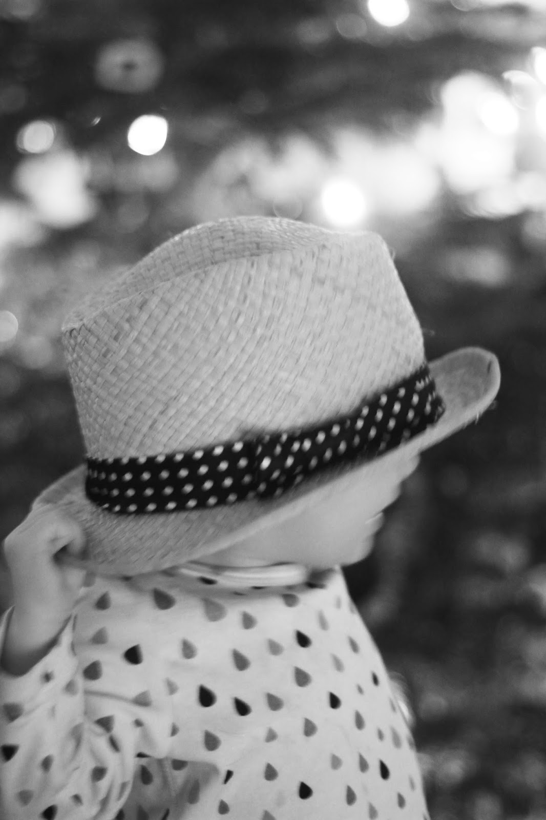 Nya dagar och sena kvällar. 3 7 Nya dagar och sena kvällar.