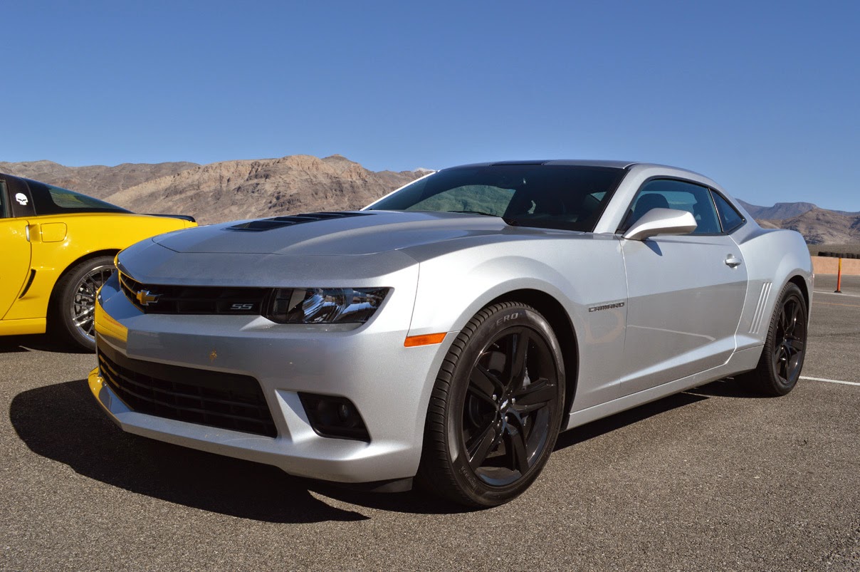 Chevrolet Camaro 2015 года