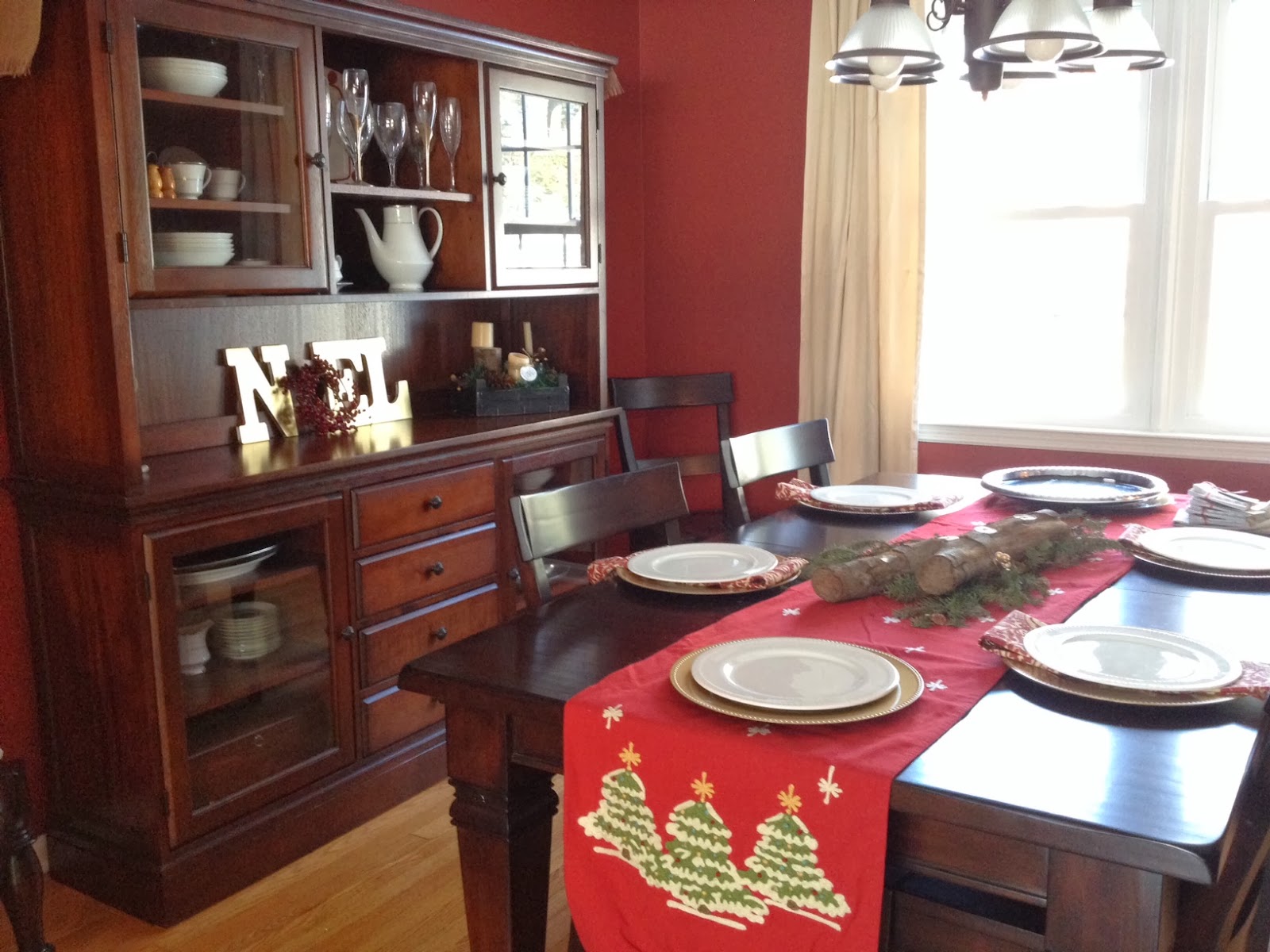 Two It Yourself Pottery Barn Table Setting Knockoff from the Dollar Store