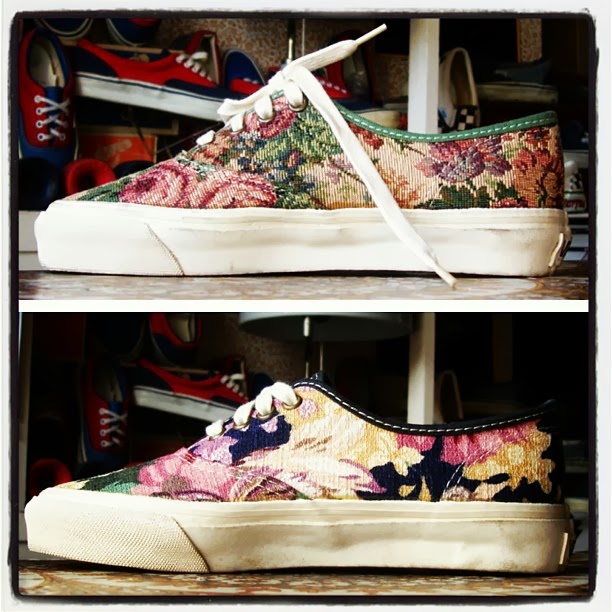 theothersideofthepillow vintage VANS FLORAL TEA TAPESTRY authentic