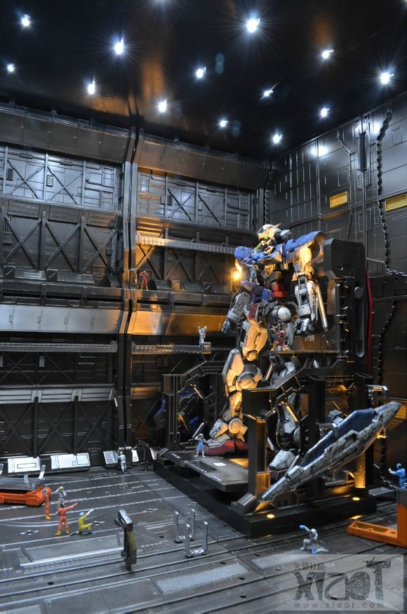 GUNDAM GUY MG 1/100 Exia Gundam Maintenance Bay Diorama Build