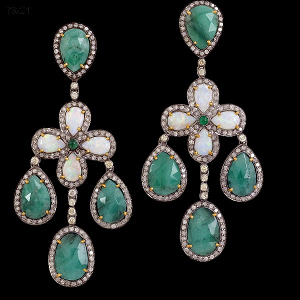 Emerald Chandelier Earrings 