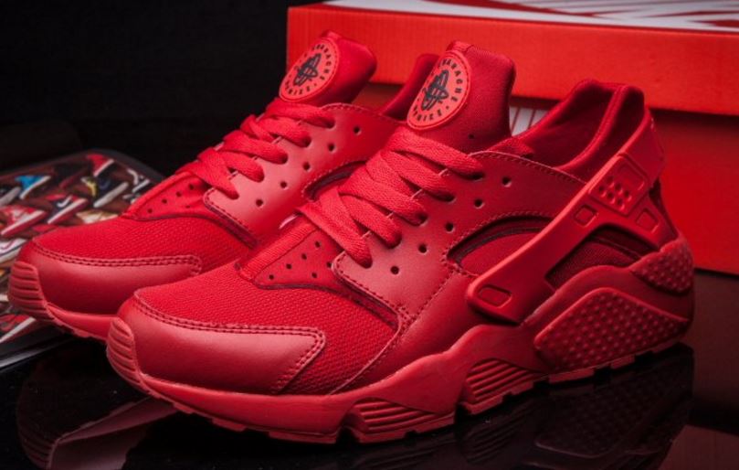 all red huarache shoes