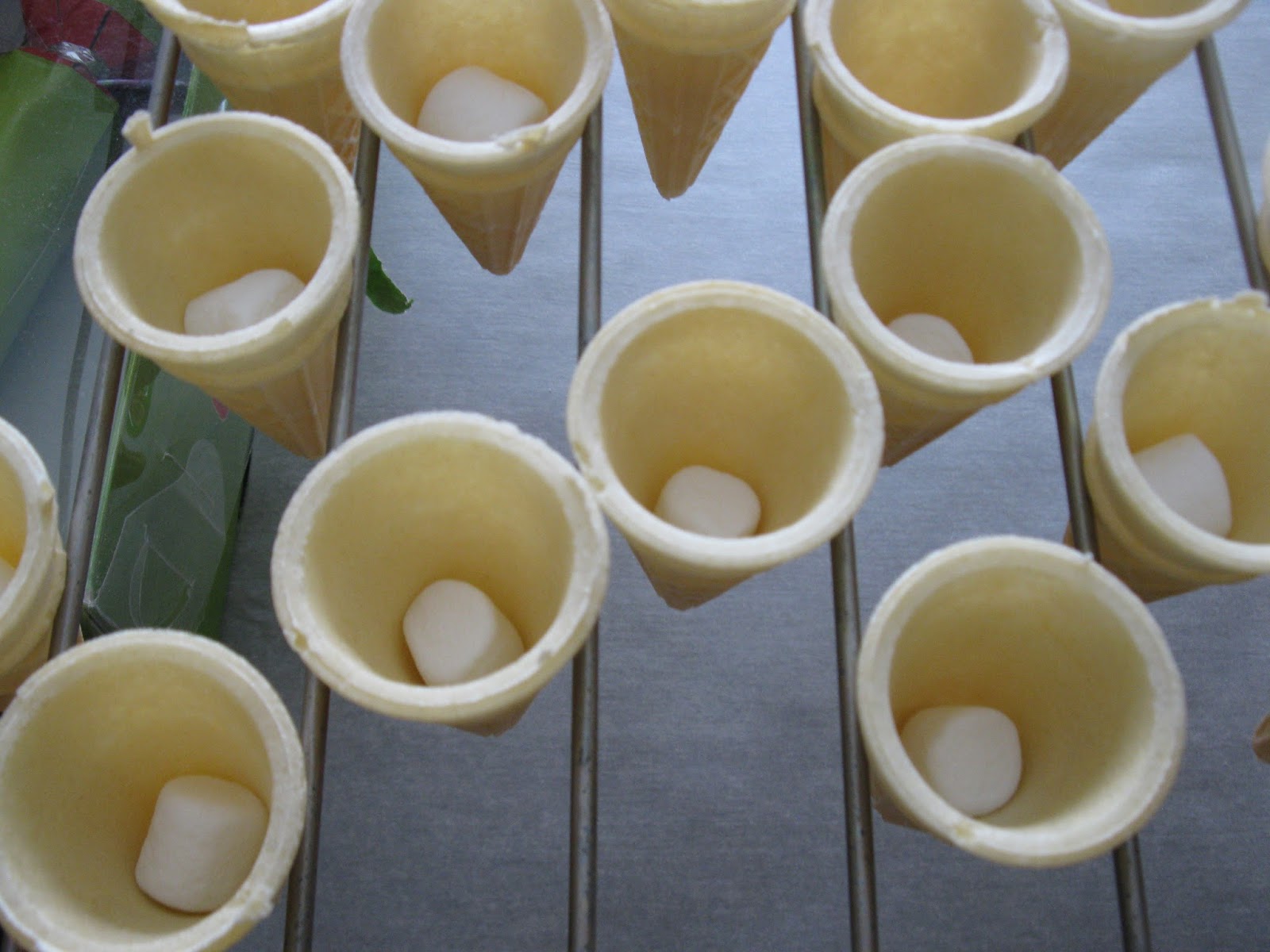 Thel's Kitchen Mini Maple Sugar Cones