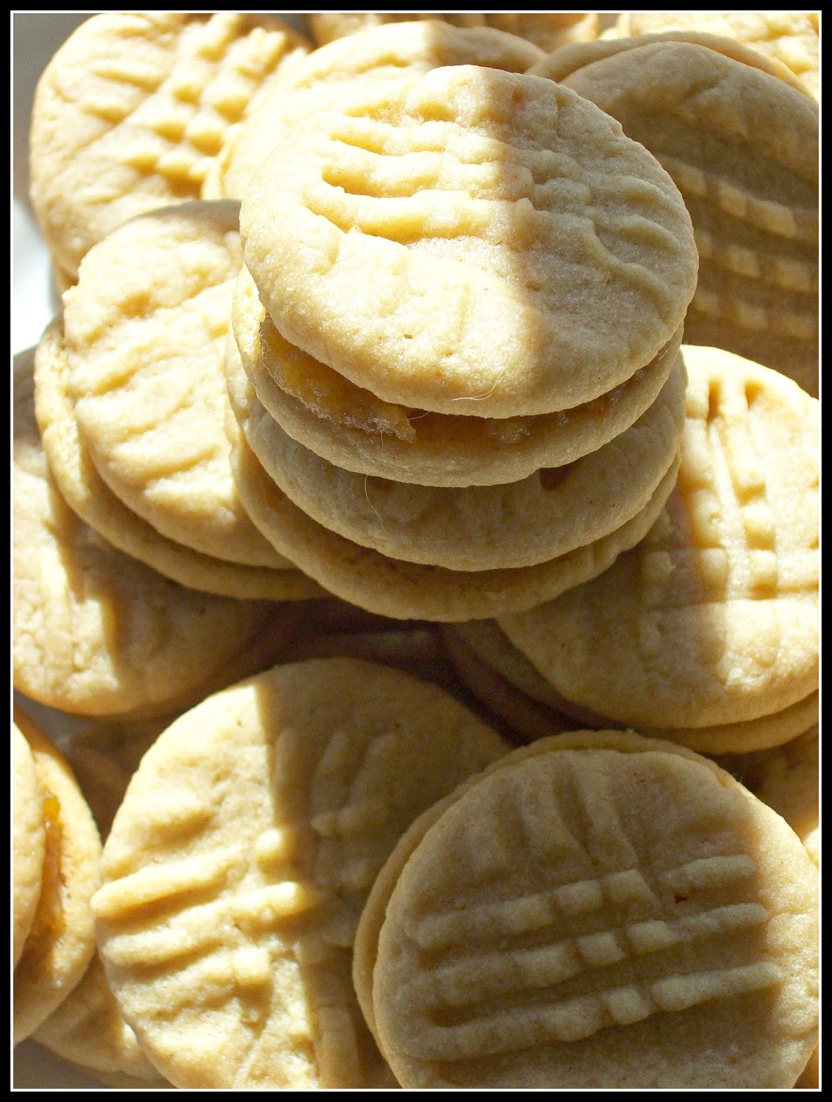 red or green? Peanut Butter & Ginger Cookies