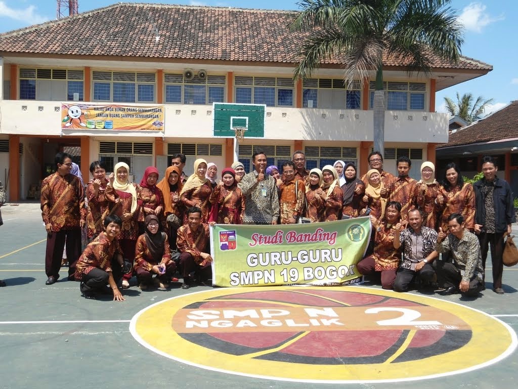 Study Banding Guru-Guru SMP 19 Bogor, Jogja