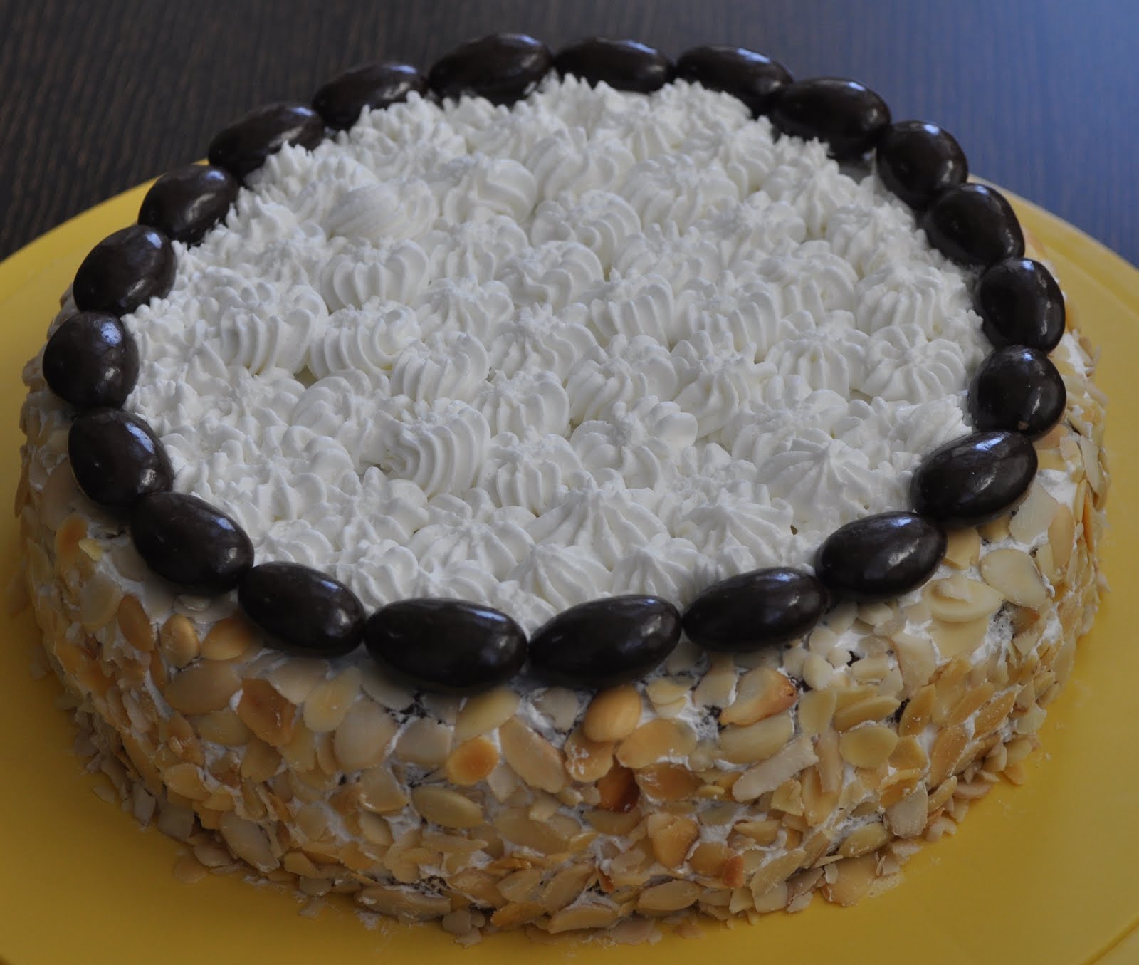 İKİZ DÜŞLER ÖZSÜT Pasta Yarışması�ndayım