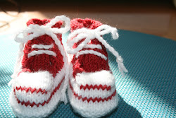 converse baby booties