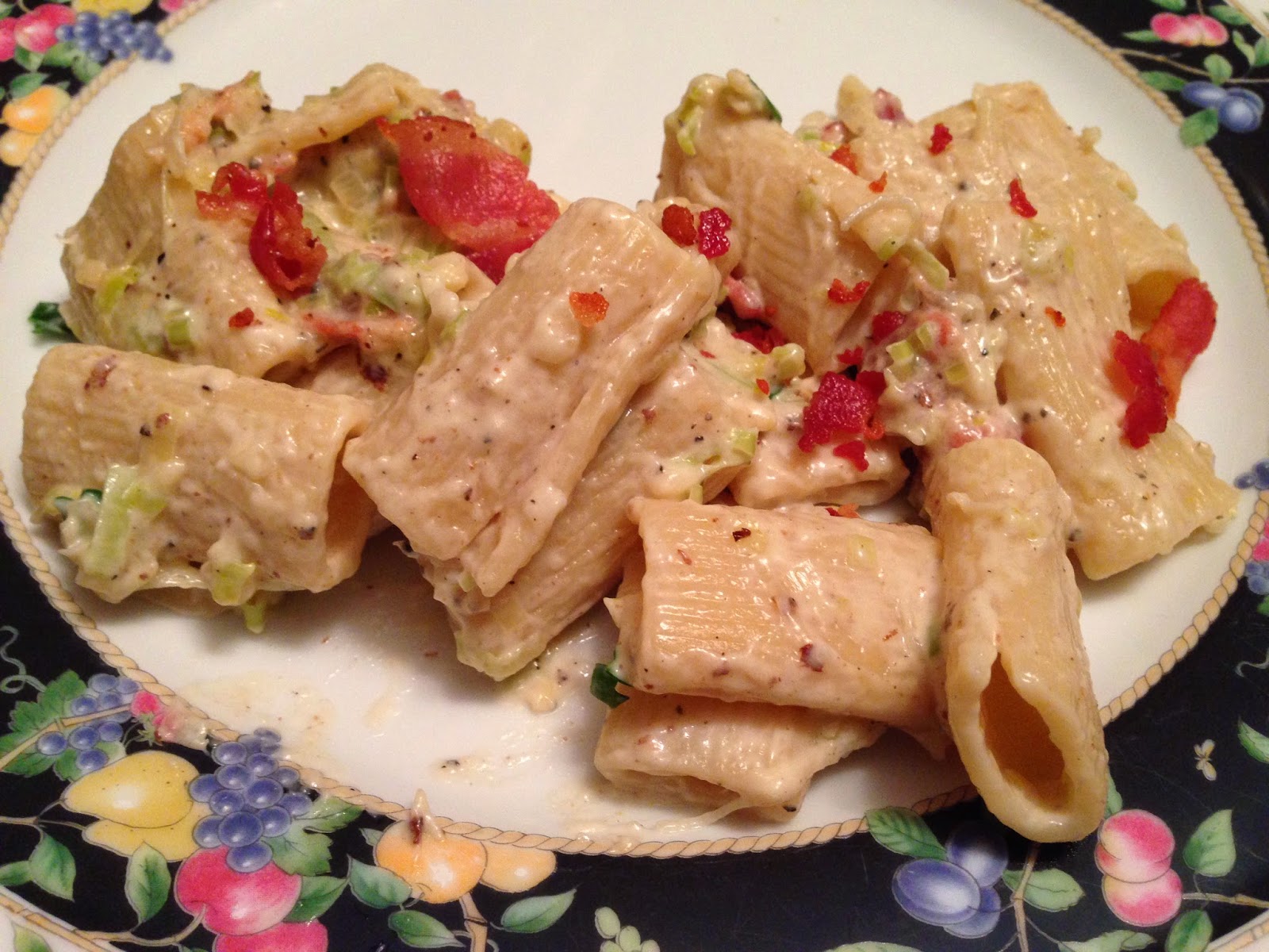 Playing With My Food! Creamy Bacon and Leek Pasta