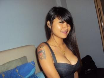 Gadis Sexy Bertato