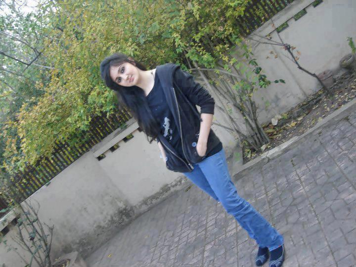 desi girl outdoor sex video desi girl outdoor sex video