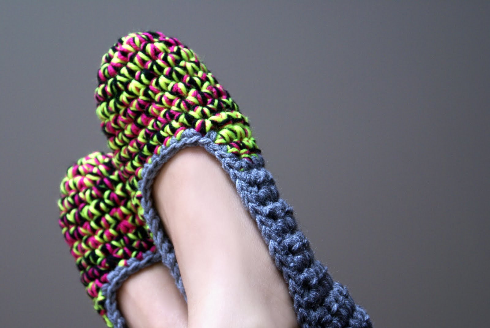white noise maker: Bright New Crochet Slippers
