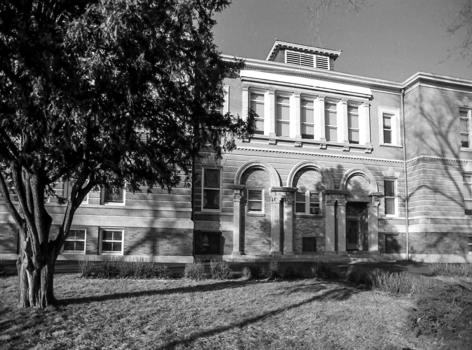 Hyperblogal Thacher School 1993