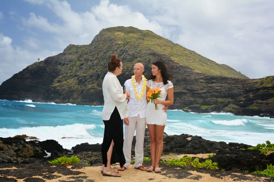 Makapuu Beach Wedding Photos By Bridal Dream Hawaii