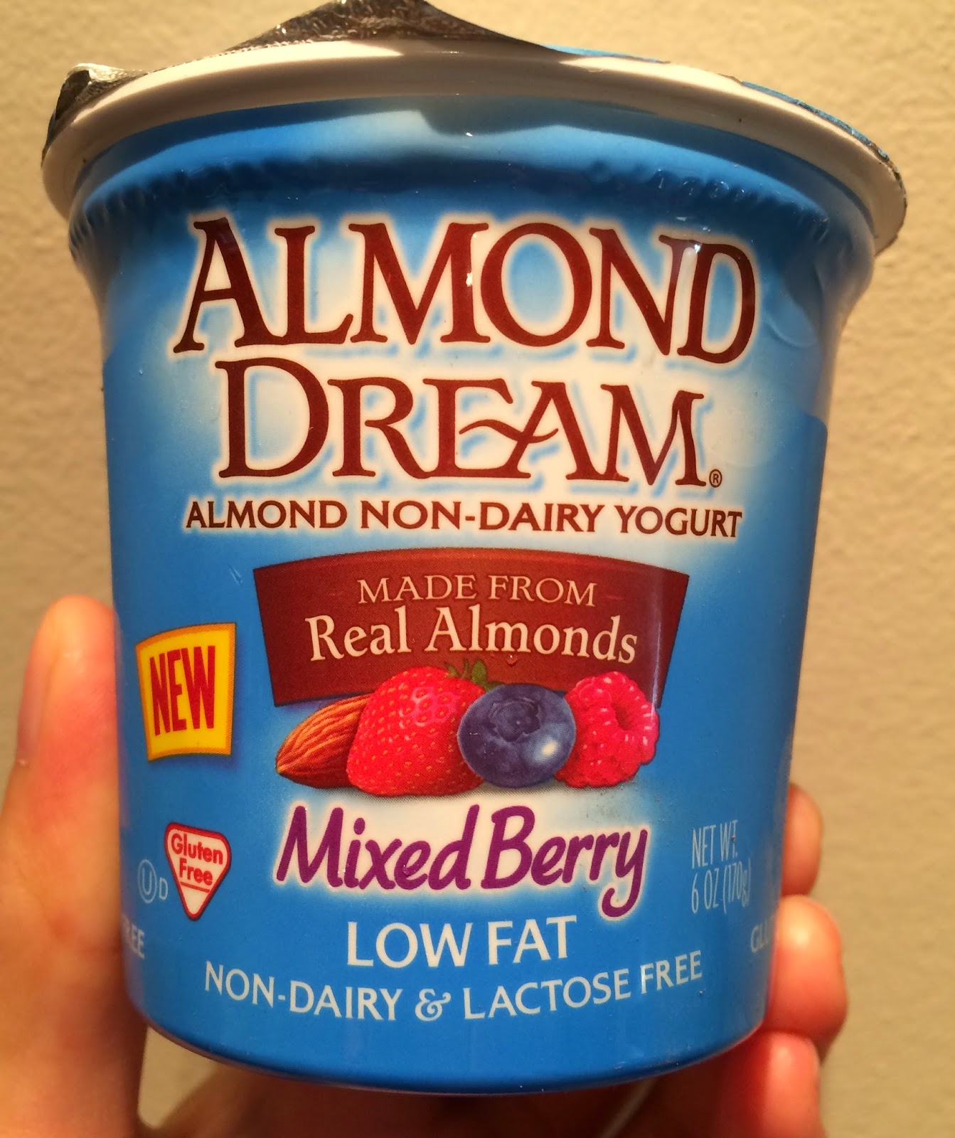 Almond Dream Yogurt (Mixed Berry) / アーモンド ドリーム ヨーグルト（ミックスベリー） I'm