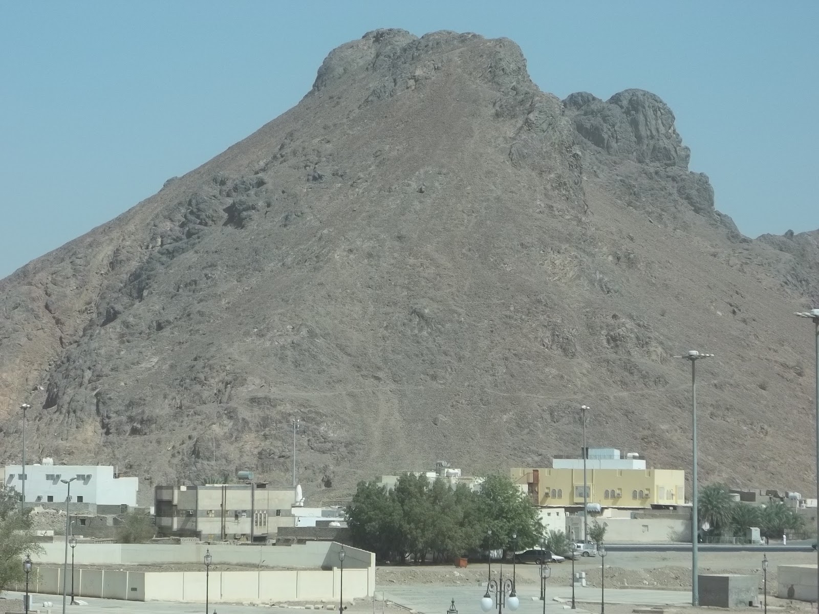 Jabal Uhud Madinah Umroh Malang