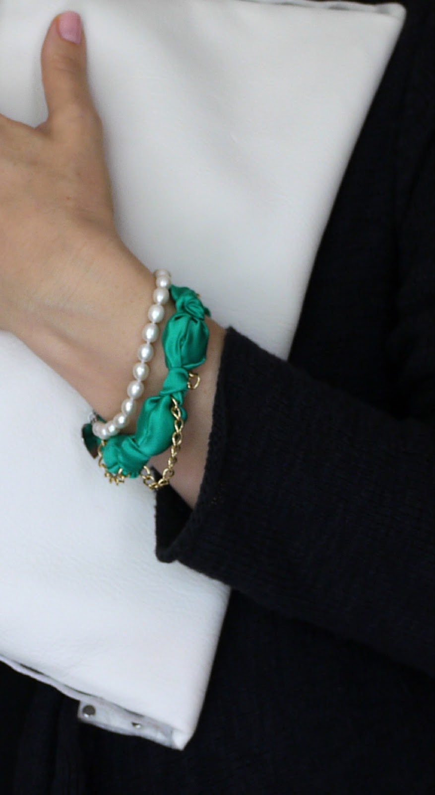 Category Beautiful Silk Bead Bracelet... DIY