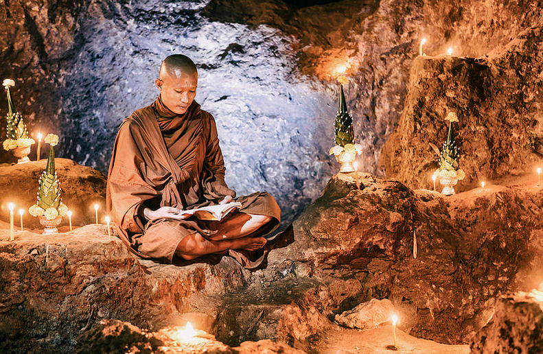 monk+cave+thailand+by+Sasin+Tipchai+as+B