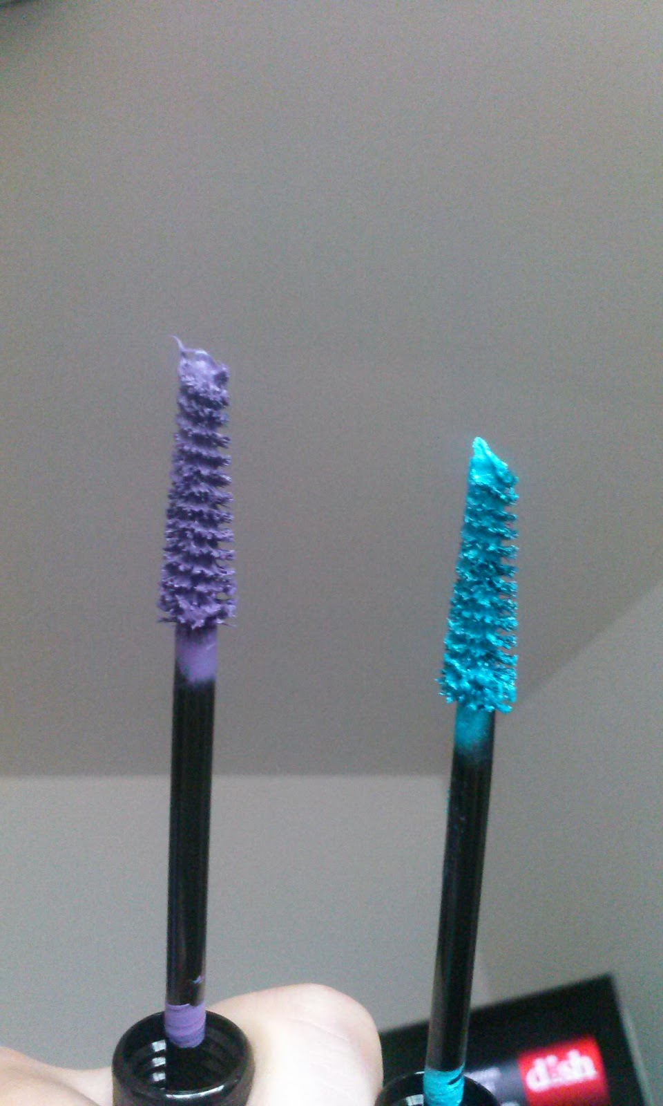 Rimmel's Extra POP Lash colored mascaraTurquoise & Purple Swatch + Review kfclovesyou