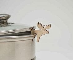 7 Winter Woodland-Inspired Crafts 22 Pot+Guard+Moose | 7 Winter Woodland-Inspired Crafts | 22 |