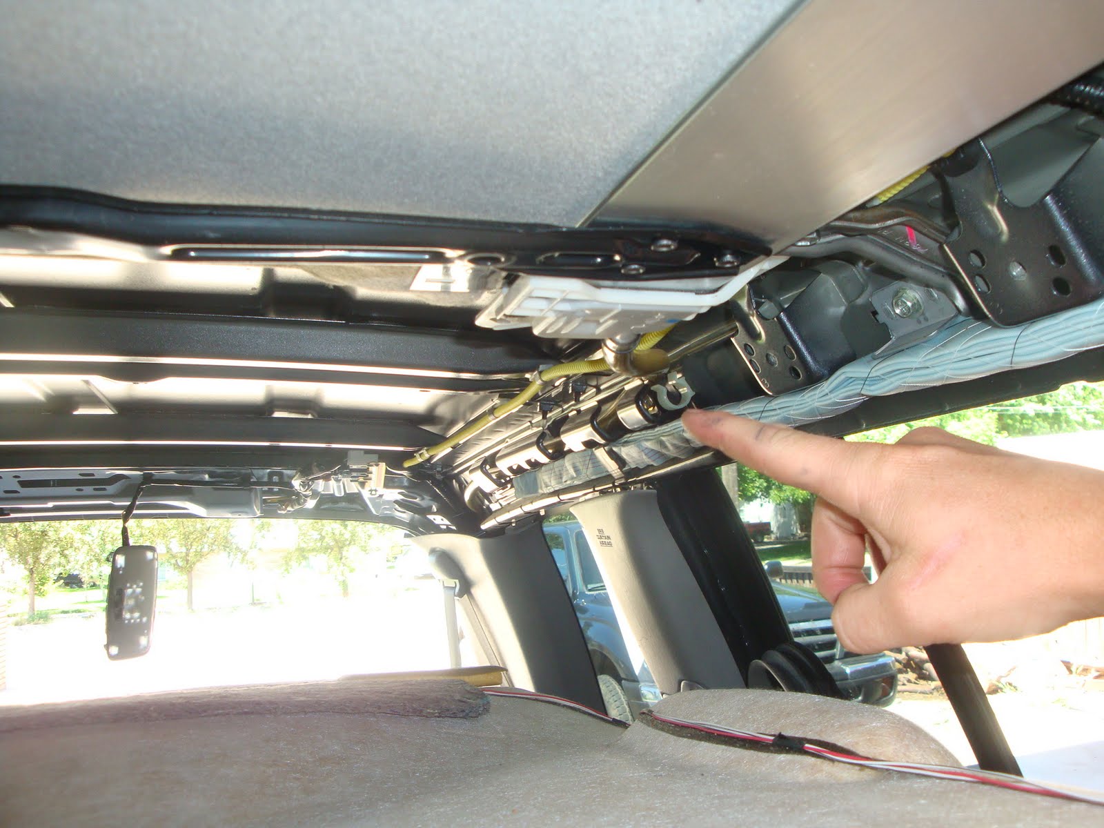 Cheap Fix Pics on removing a sunroof for a 2004 Highlander to replace