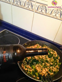 alubias rociadas con vino fino