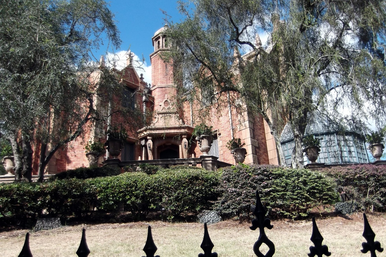 Disney at Heart: The Haunted Mansion at the Magic Kingdom