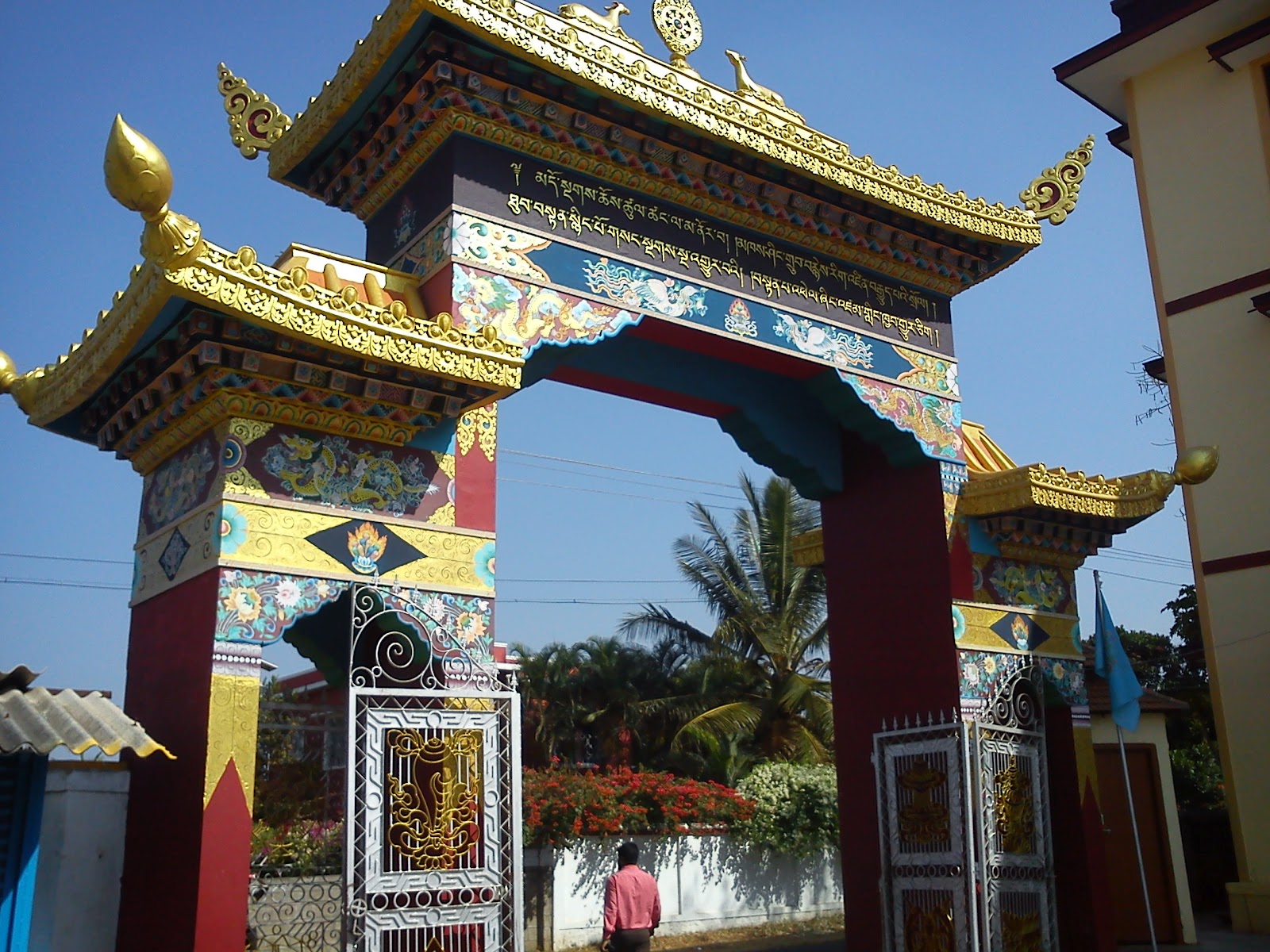 enjoy in karnataka Places to visit in KarnatakaGolden Temple