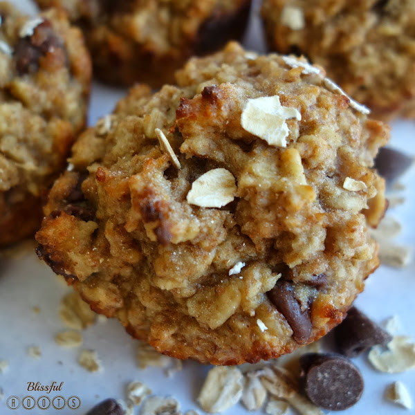 Healthy Oatmeal Muffins form Blissful Roots