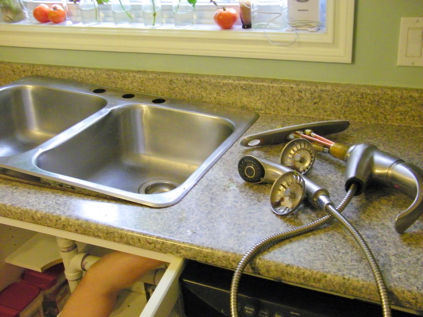 Maison Decor Putting in the formica countertop and sink