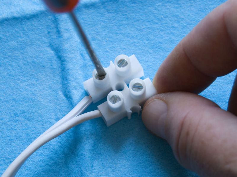 Regletas y fichas de empalme para unir cables eléctricos