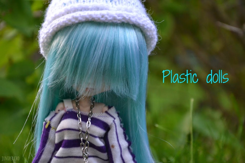Plastic dolls