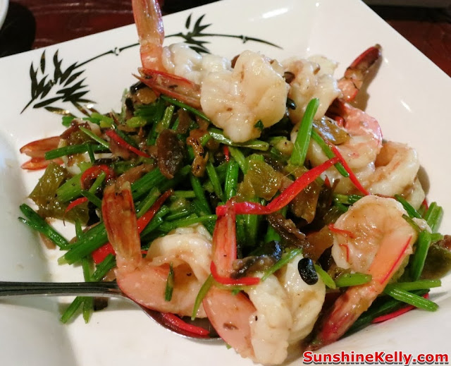 Pak Loh Chiu Chow @ Starhill Gallery, Pak Loh Chiu Chow, Starhill Gallery, Teochew cuisine, food review, chiu chow food, chinese food, famous teochew restaurant, Stir-fried Prawn, Preserved Pickles and Coriander