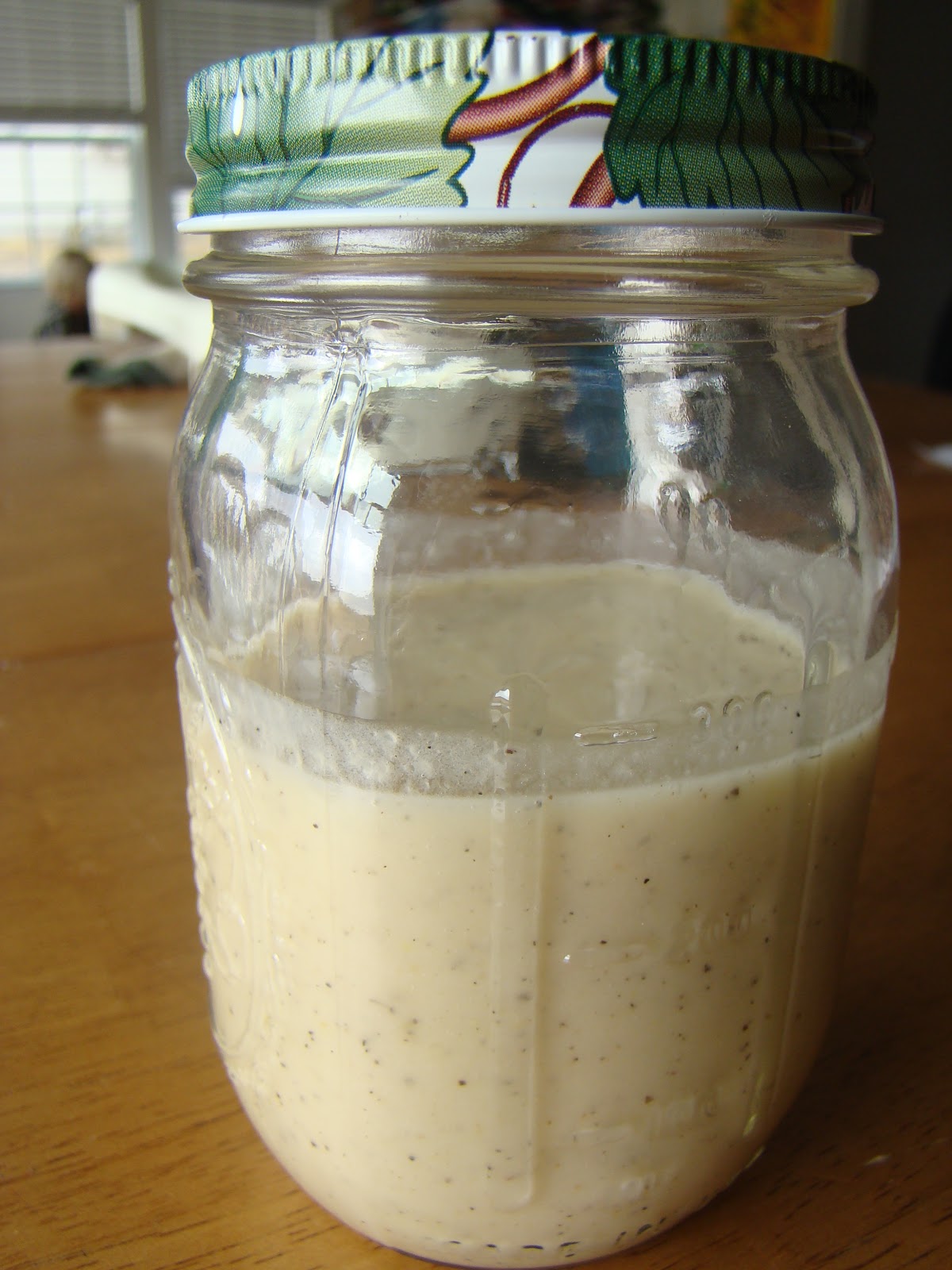 HoneyBeeHive Roasted Garlic Dressing
