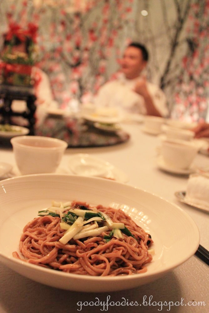 GoodyFoodies Recipe Braised EFu Noodles with Mushroom