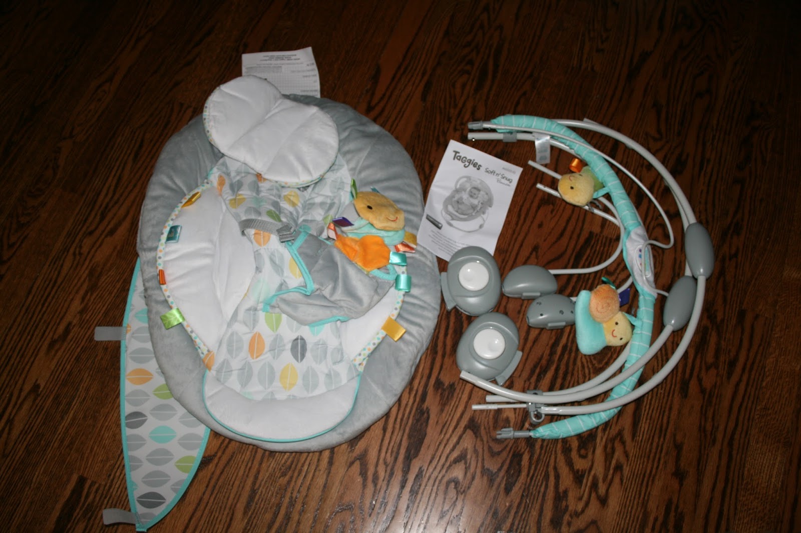 taggies soft n snug bouncer