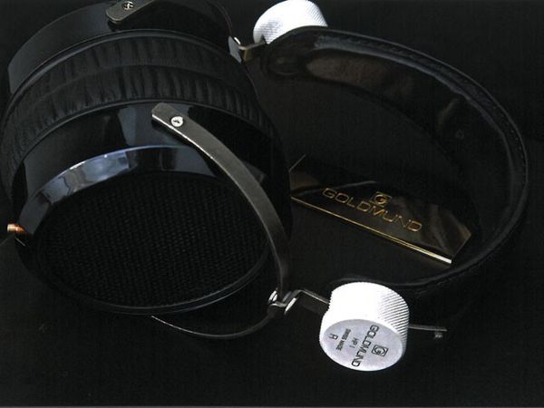Goldmund+HP+1+Planar+Magnetic+Headphone.JPG