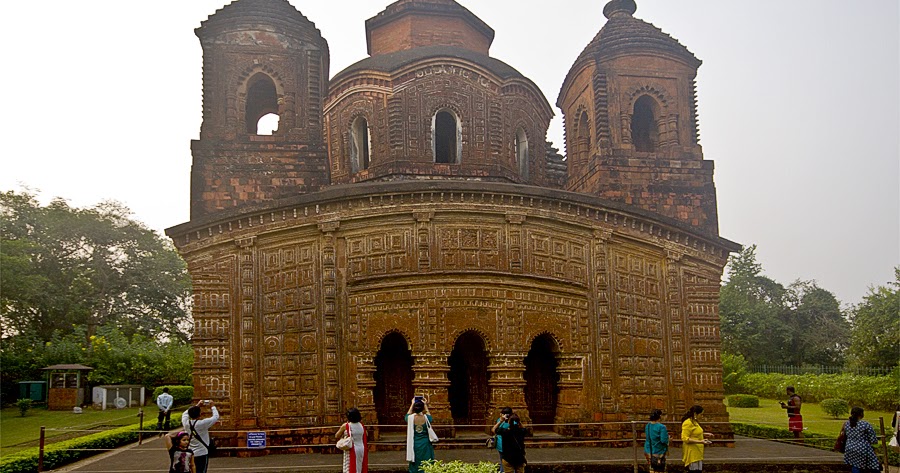 The temples and architechtural marvels of Bishnupur : Shyamrai Temple (or Panchchura Temple )and  Radhashyam Temple 