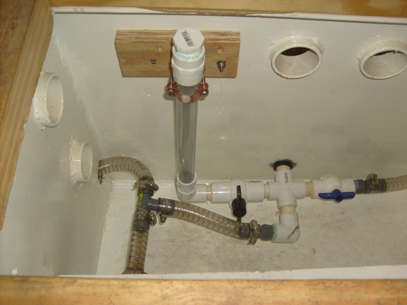 Conall's Boat Build Fresh water system