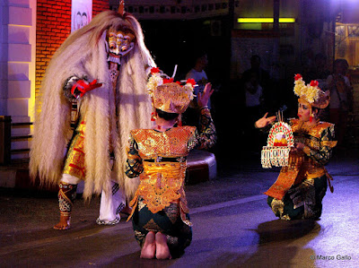 SAM PRAENG FACESTREET. FESTIVAL DE LAS ARTES PARA TODA LA FAMILIA, BANGKOK. TAILANDIA